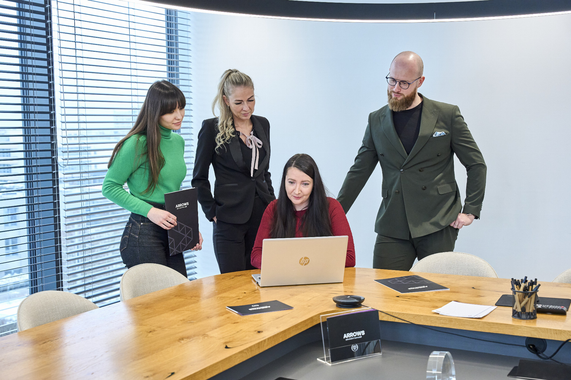 Specialisté ARROWS advokátní kanceláře na hromadné propouštění. 